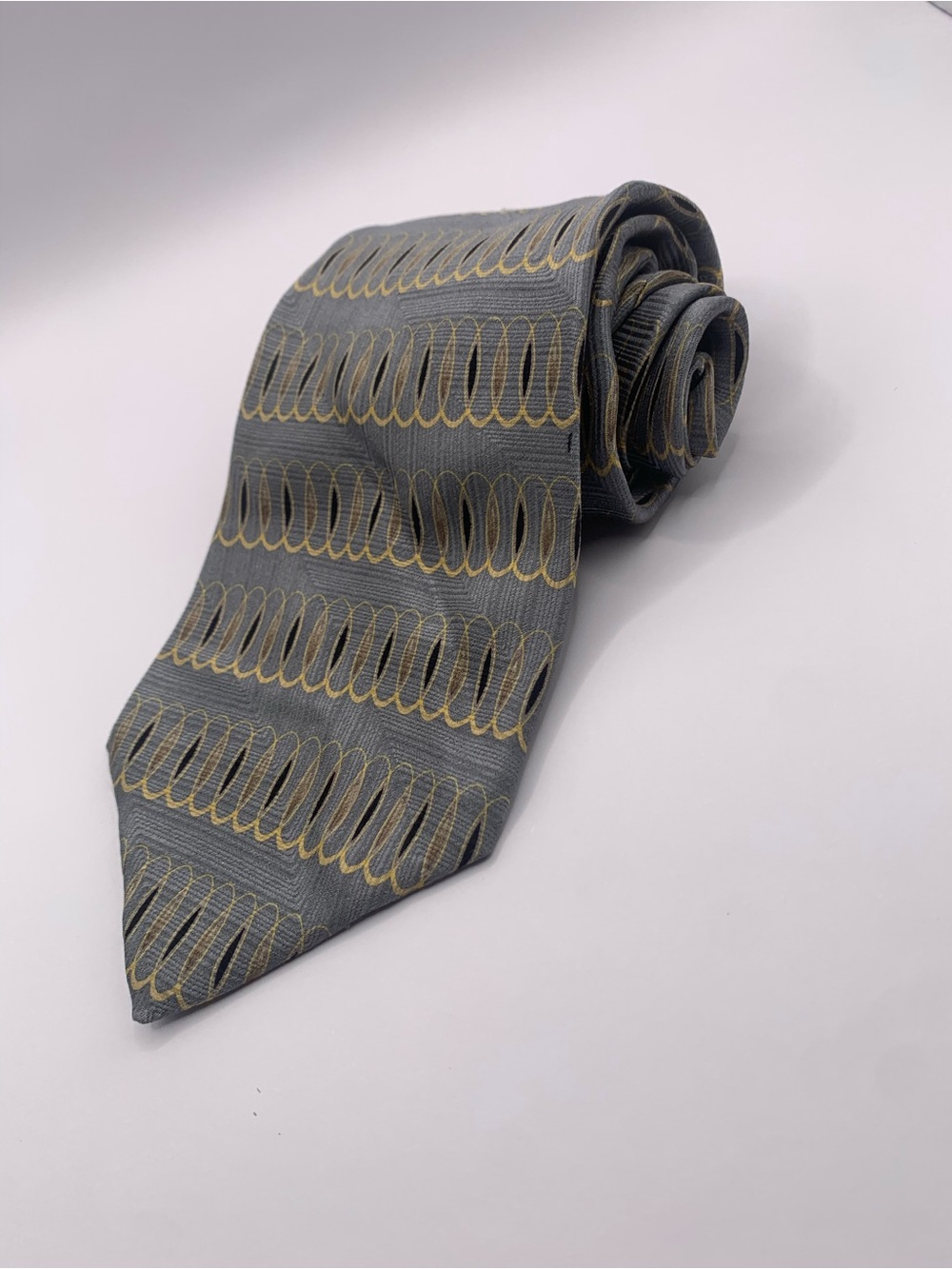 BILL BLASS Neo Gray Tie with Gold Loop Motif